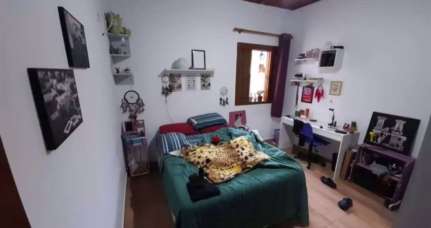 Casa com 3 dormitórios à venda, 271 m² por R$ 719.000,00 - Vila São Pedro - Santo André/SP