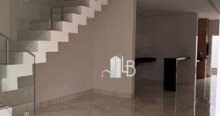 Sobrado com 3 dormitórios à venda, 124 m² por R$ 620.000,00 - Grand Ville - Uberlândia/MG