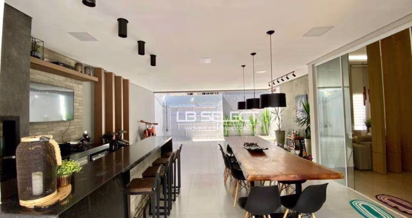 Casa com 3 dormitórios à venda, 200 m² por R$ 1.160.000,00 - Vida Nova - Uberlândia/MG