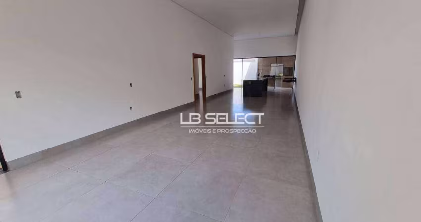 Casa no bairro Cidade Jardim com três quartos, um suíte e área gourmet.