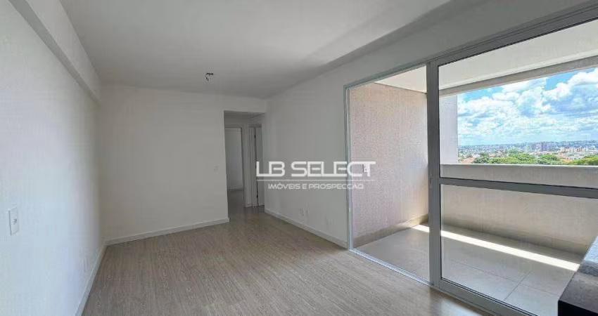 Apartamento no bairro Saraiva, bom dois quartos, uma suíte e duas vagas de garagem.