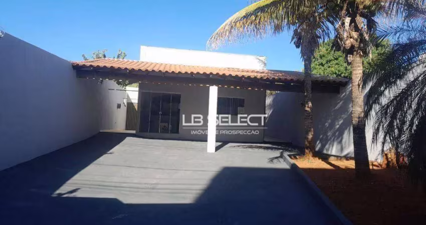 Casa no bairro jardim califórnia com  três quartos, sendo uma suiíte, varanda gourmet e garagem para sete carros.