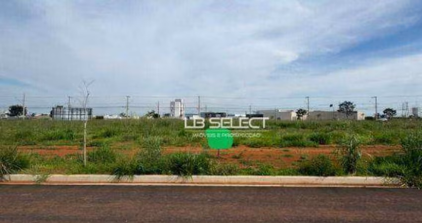 Terreno no bairro Novo Mundo com 756 metros quadrados.