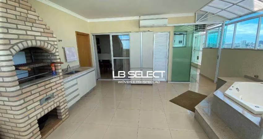 Cobertura no bairro Finotti com três suítes, área gourmet e três vagas de garagem.