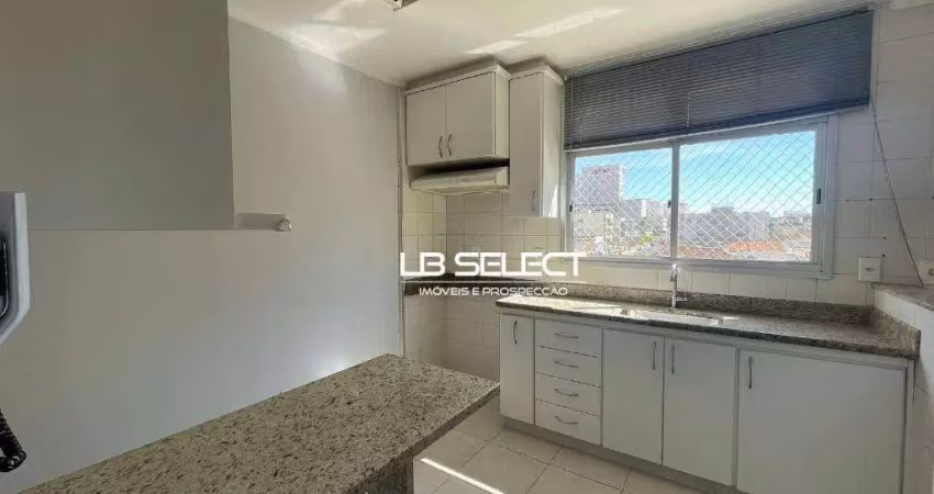 Apartamento no Martins com três quartos, sendo uma suíte e duas vagas de garagem.