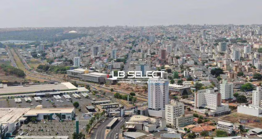 Terreno de esquina no bairro santa mônica com 1080 metros quadrados.