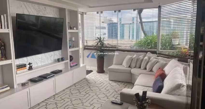 Cobertura de alto padrão à venda em São Paulo-SP, Itaim Bibi: 2 quartos, 2 suítes, 2 salas, 3 banheiros, 2 vagas, 142m²!