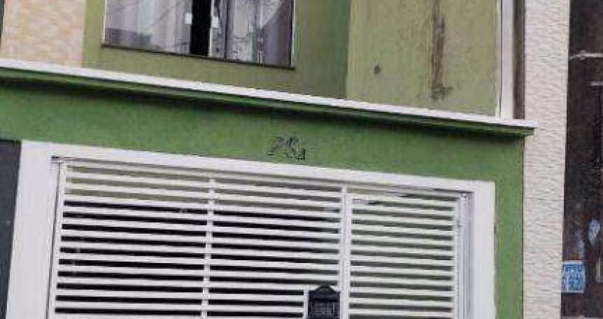 Excelente Sobrado 3 Dormitórios, 2 vagas em Santo André