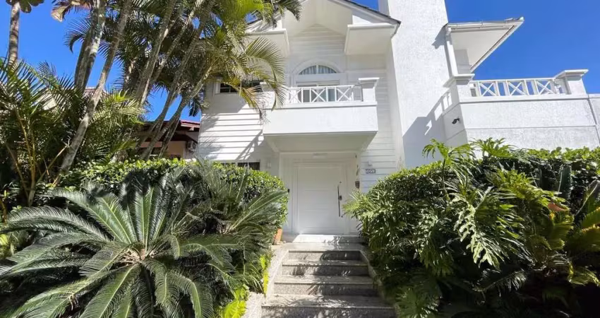 Casa para Venda em Florianópolis, Jurerê Internacional, 4 dormitórios, 3 suítes, 3 banheiros, 3 vagas
