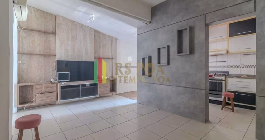 Casa com 3 quartos à venda na Rua Conselheiro Travassos, 533, Floresta, Porto Alegre