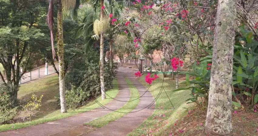 Sobrado em condomínio para venda em são josé dos campos, freitas, 7 dormitórios, 3 suítes, 4 banheiros, 9 vagas