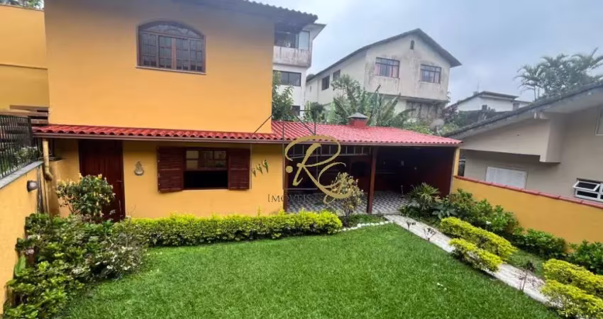 Casa com 5 quartos à venda na Rua Luiz Lengruber, 196, Iucas, Teresópolis