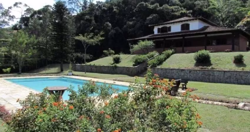 CONDOMINIO AMAVALE
