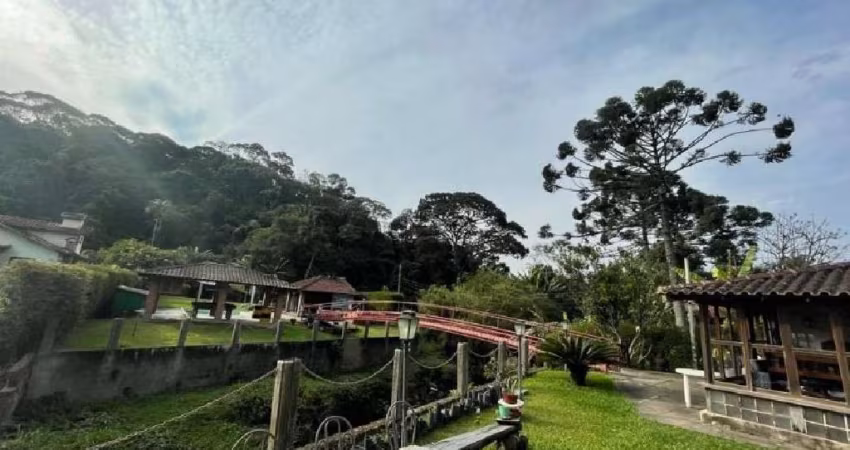 Casa em condomínio fechado com 5 quartos à venda na Avenida Comandante Hilton Machado, 10, Fazenda Boa Fé, Teresópolis