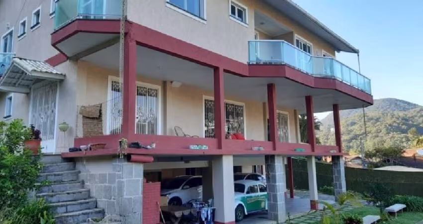 Casa com 10 quartos à venda na Rua Carlos Guinle, 00000, Carlos Guinle, Teresópolis