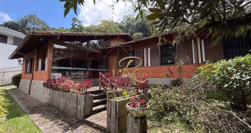 Casa com 5 quartos à venda na Rua Carlos Guinle, 100, Carlos Guinle, Teresópolis