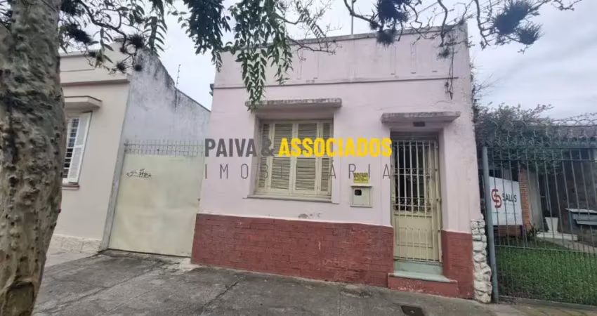 Casa com 2 quartos à venda na Quinze de Novembro, 1044, Centro, Pelotas