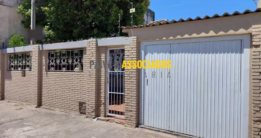 Casa com 3 quartos à venda na Rua Uruguay, 781, Centro, Pelotas