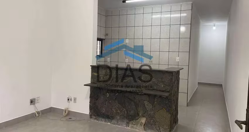 Quitandinha casa três dormitórios bem localizada ao lado senai e unesp