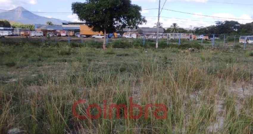 Área no Distrito Industrial