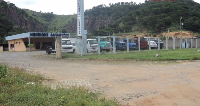 Área no bairro Vila Isa