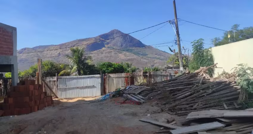 Terreno à venda na Vila Bretas, Governador Valadares 