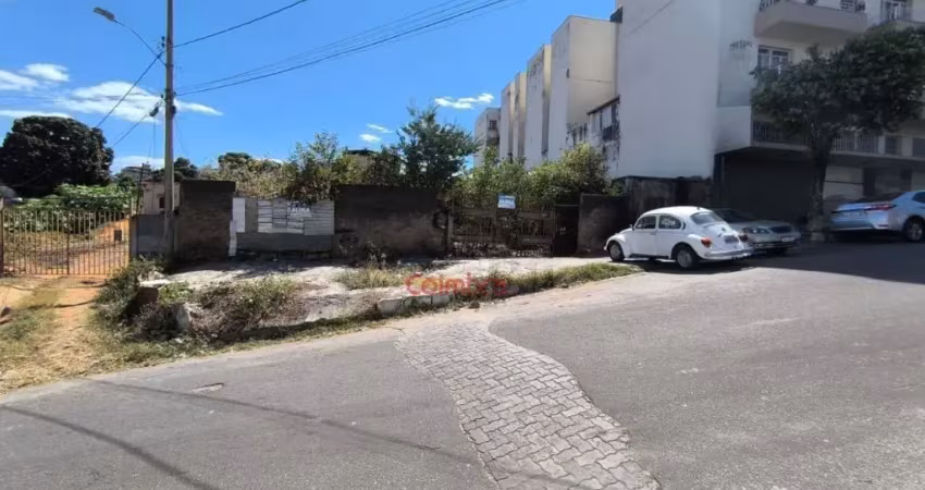 Terreno à venda no Centro, Governador Valadares 