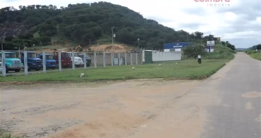 Terreno à venda na Vila Isa, Governador Valadares 