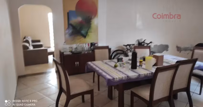 Casa com 2 quartos à venda no Grã-Duquesa, Governador Valadares 