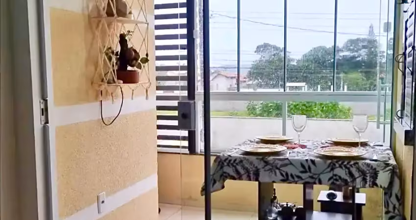 Apartamento 2 dormitórios 1 suíte a 500m da praia do campeche
