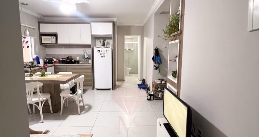Apartamento 2 dormitórios 1 suíte, com ampla área externa no Campeche em Florianópolis