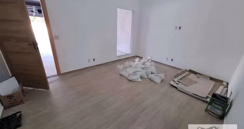 Casa nova 3 quartos (1 suíte), armários planejados, jardim satélite