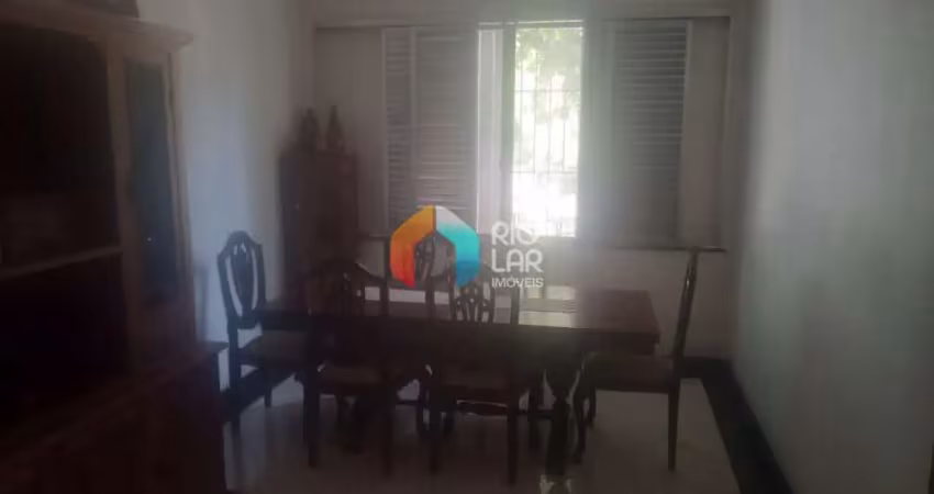Apartamento, laranjeiras, 3 quartos, 1 suíte, 2 salas, cozinha, área de serviço, dependência comple