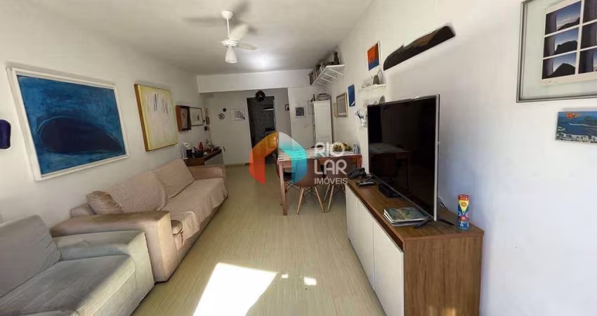 Apartamento à venda, Sala quarto, área, quarto de empregada, 1 vaga, Catete, Rio de Janeiro, RJ
