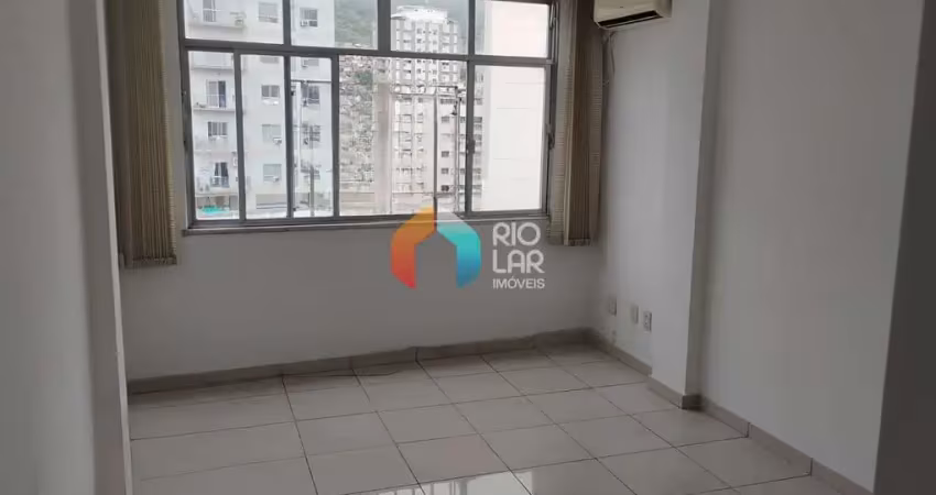 Apartamento à venda no grajaú, 2 quartos, vaga na escritura, rio de janeiro, rj.