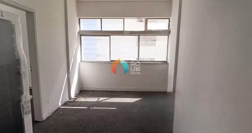 Kitnet / Stúdio à venda na Rua Alcindo Guanabara, Centro, Rio de Janeiro