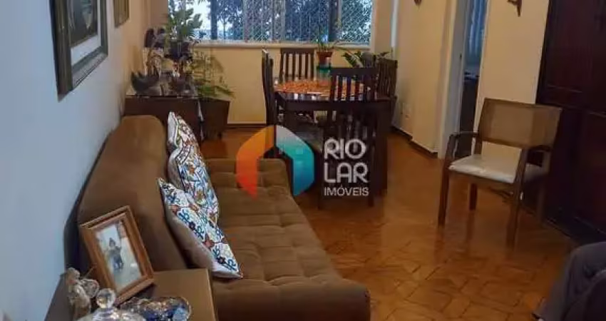Araujo pena, 3 dormitorios 2 banheiros (garagem condominio )