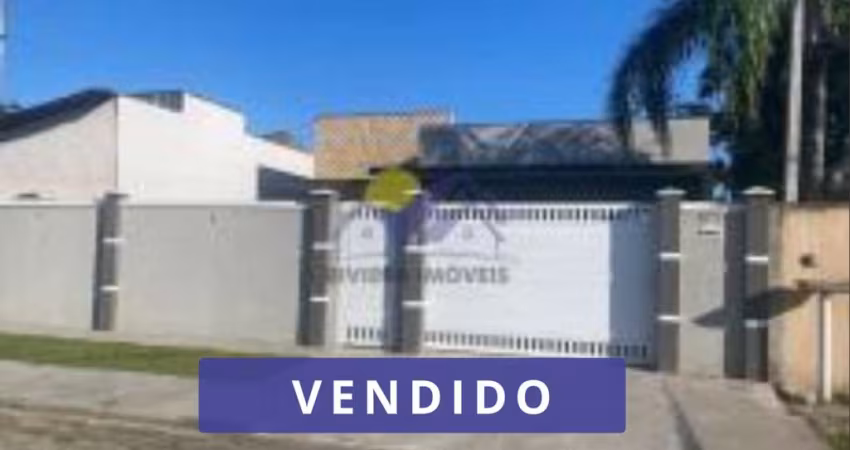Casa para Venda em Matinhos, Balneário Riviera, 3 dormitórios, 1 suíte, 1 banheiro, 2 vagas