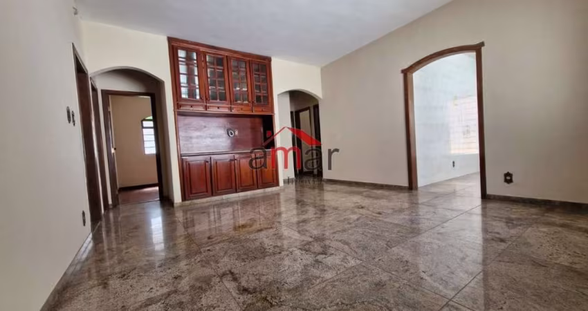 Casa com 3 quartos à venda no Castelo, Belo Horizonte 