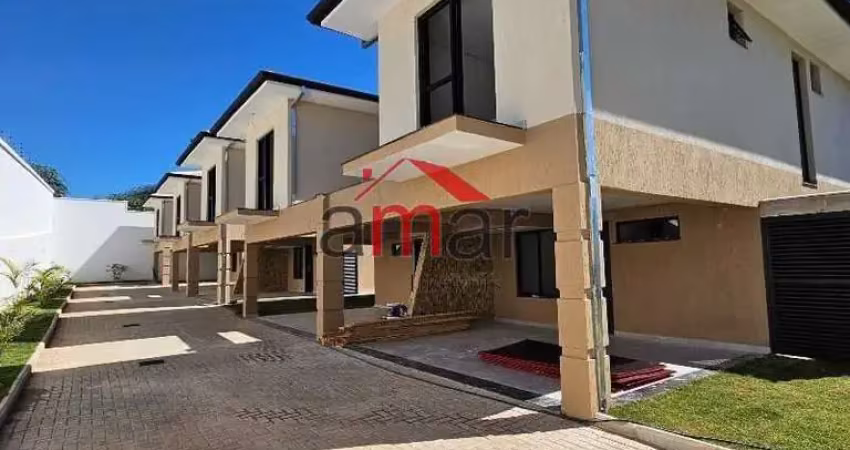 Casa em condomínio fechado com 4 quartos à venda em São Luiz, Belo Horizonte 