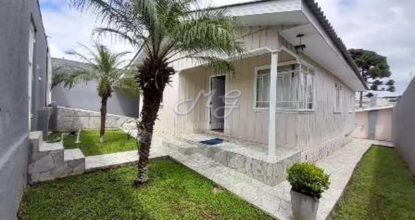 Casa à venda no bairro Centro em Campina Grande do Sul/PR