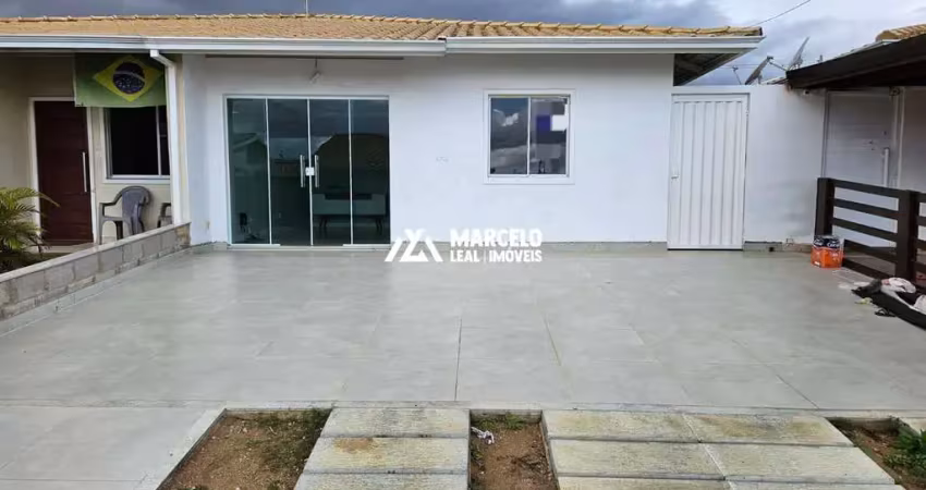 Vendo linda casa reformada de 3/4 sendo 01 suíte com quintal, armários planejado