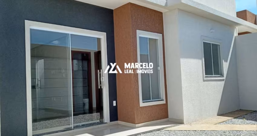 Vendo Casas de 2 quartos sendo 01 suíte em fase final de finalização  no bairro