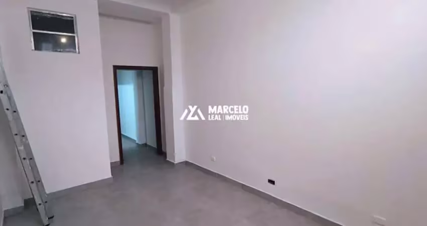 Alugo 2 salas com banheiro e área para pequeno depósito em excelente localização