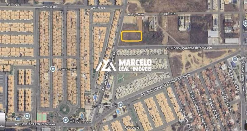 Alugo terreno com aproximadamente 2200 m² podendo dividir em ótima localização n