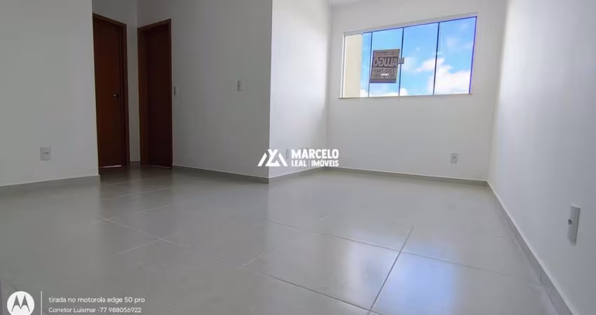 Alugo apartamento 3º andar, 2 quartos sendo 1 suíte em Condomínio Completo no Ca