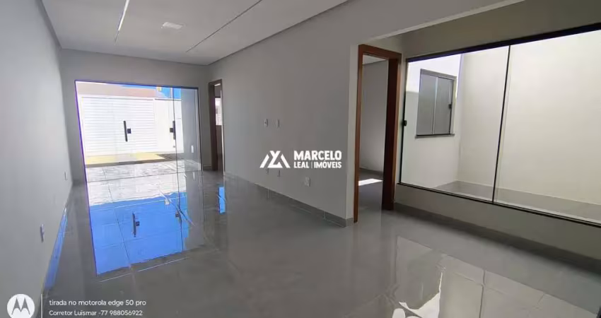 Vendo excelente casa 3 quartos sendo 1 suíte, sala, cozinha, banheiro social no