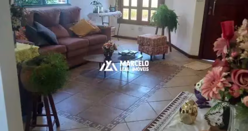Vendo casa 4/4 sendo 02 suítes no condominio green ville no bairro boa vista