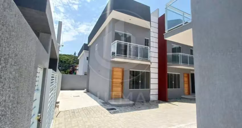 Casa 2 dormitórios para Venda em Rio das Ostras, EXTENSÃO DO BOSQUE, 2 dormitórios, 2 suítes, 3 banheiros, 2 vagas