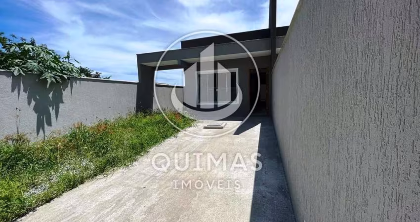 Casa para Venda em Rio das Ostras, MARIA TURRI, 3 dormitórios, 1 suíte, 2 banheiros, 2 vagas